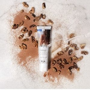 🔑IGK LOW KEY WALNUT SCRUB